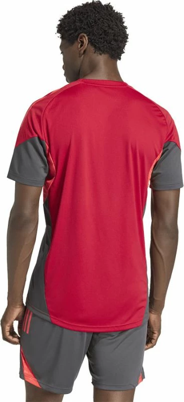 Fanellë stërvitje adidas Liverpool FC [Madhësia: M]