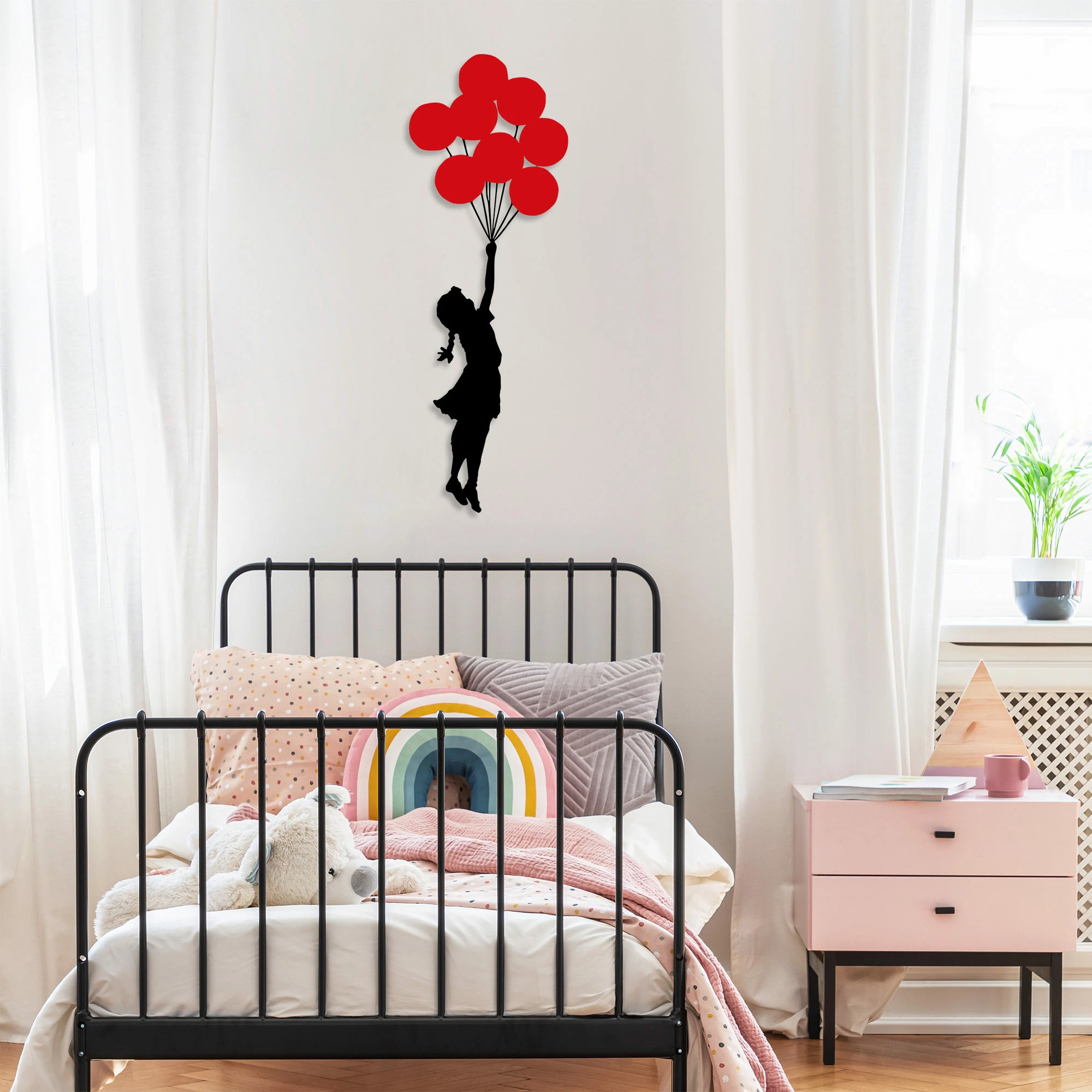 Aksesor dekorativ metalik për mur, Wallity Banksy - 11, ngjyrë e zezë dhe e kuqe, 100x34cm