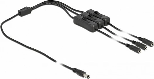 Kabllo DC DeLOCK 5.5x2.1mm mashkull në 3x DC femër me switch, 1m, e zezë