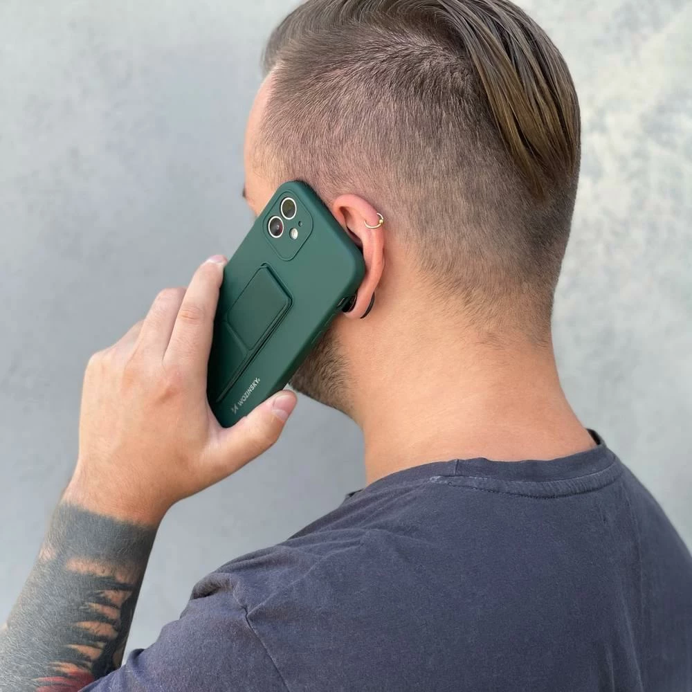 Mbështjellës silikon Wozinsky Kickstand Case për iPhone 13 Pro Max, e verdhë