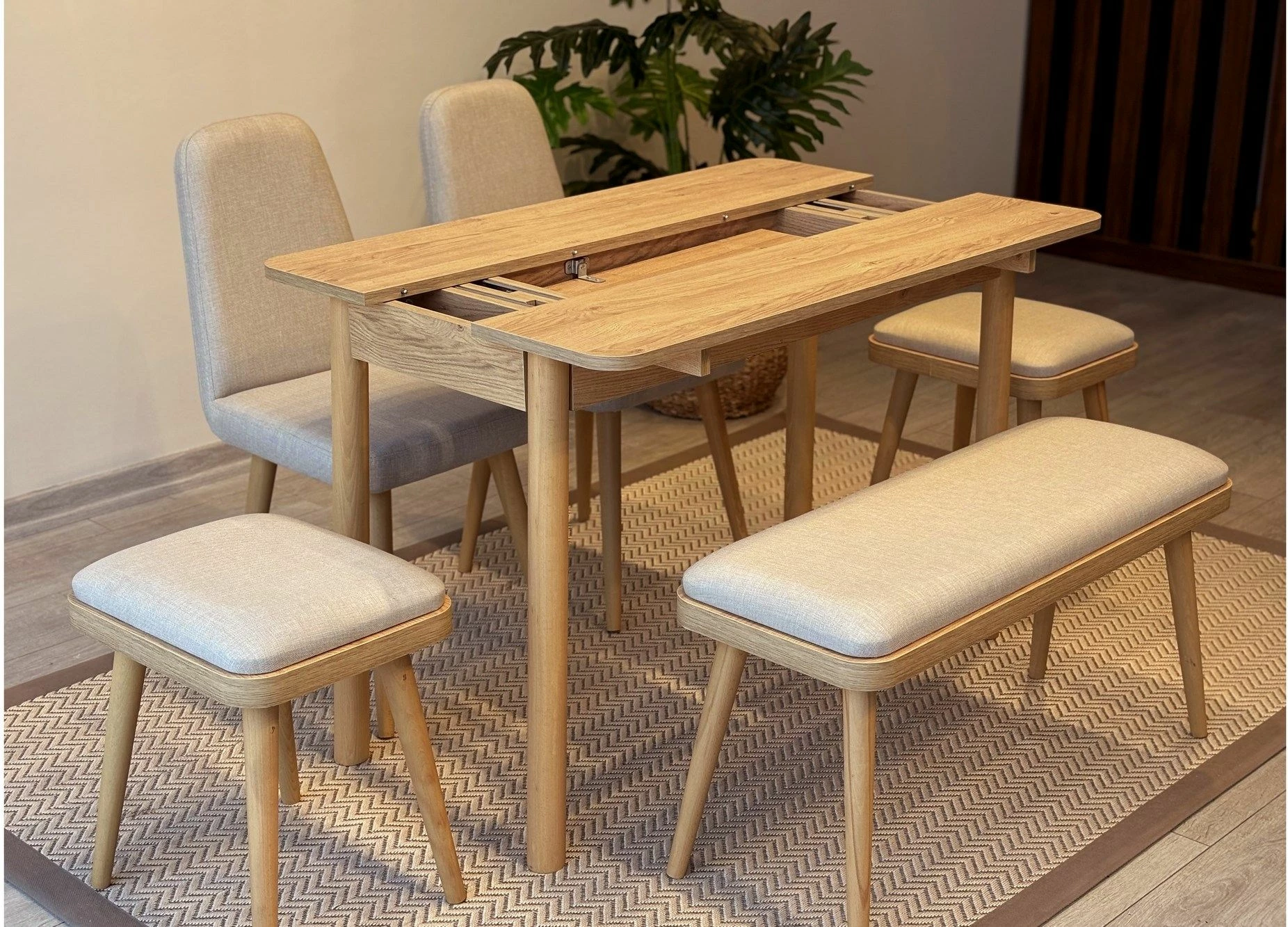 Set tavoline me karrige për ngrënie, zgjatës, 6 pjesë, Skye Decor, Vina Mini 03 1005, ngjyrë lis dhe krem