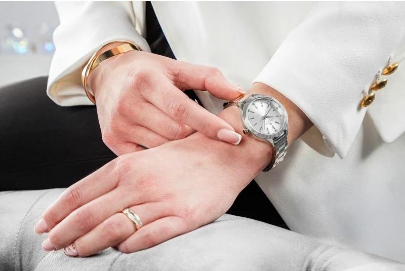 Orë dore femrash Giewont GW2720-B1, argjend