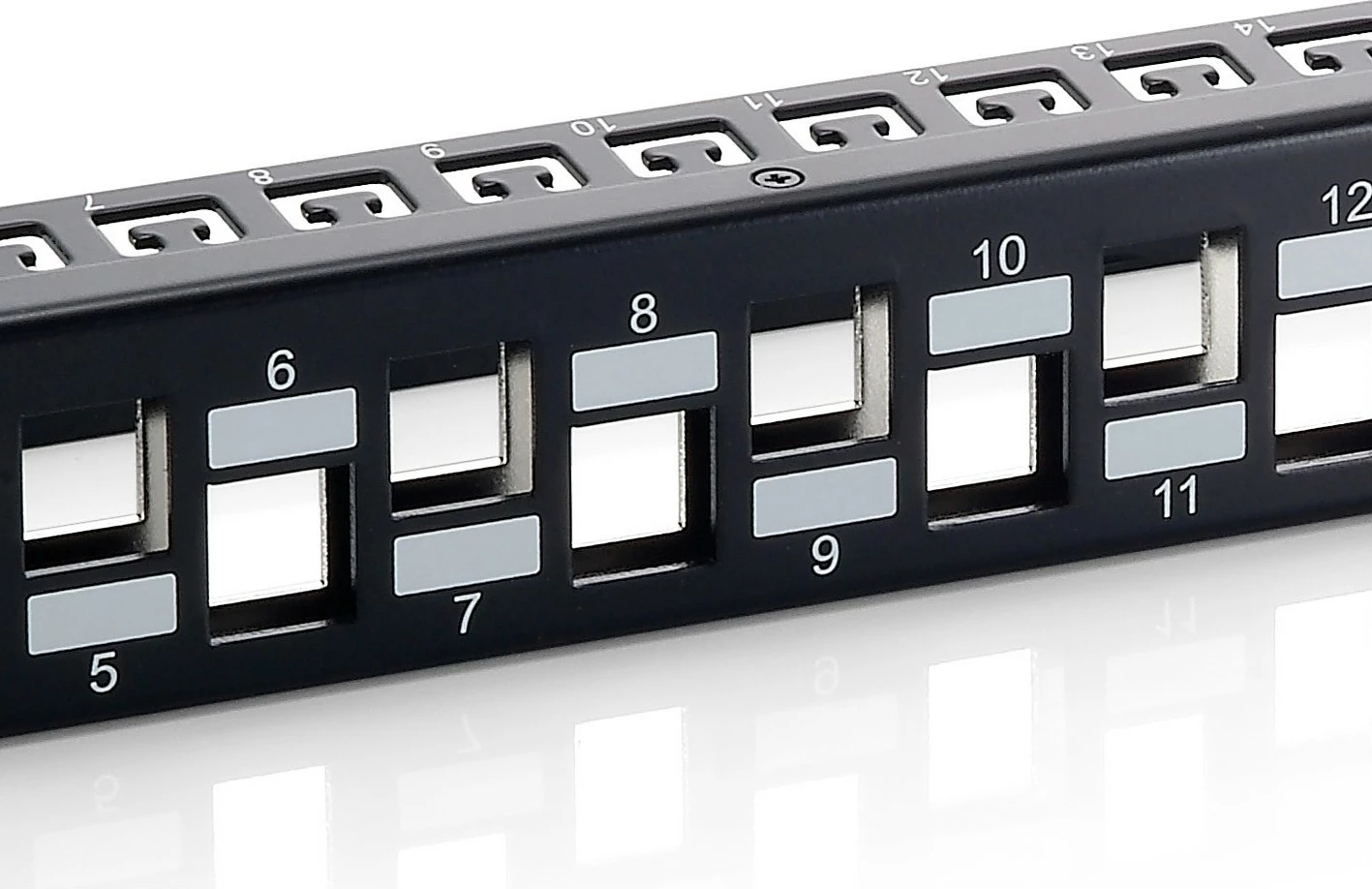 Patch panel EQUIP 24-port Cat6a, 1U, i zi, për rack