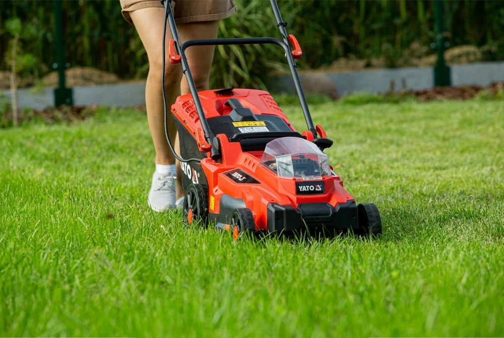 Kositëse bari me bateri Yato YT-85223 37 cm 36 V 35 L, pa bateri/karikues kuqe/zezë