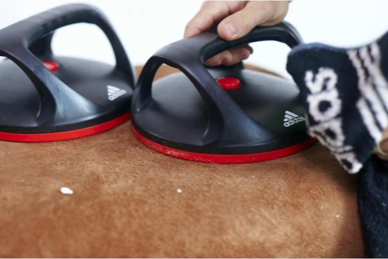Mbajtëse rotulluese për push-up adidas, për meshkuj dhe femra, të zeza me të kuqe