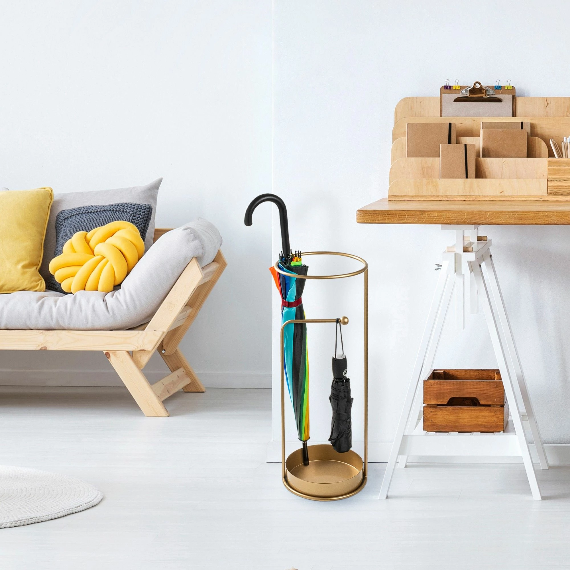 Stendë për ombrella, dizajn Aberto, ngjyrë ari, 22x22x60cm