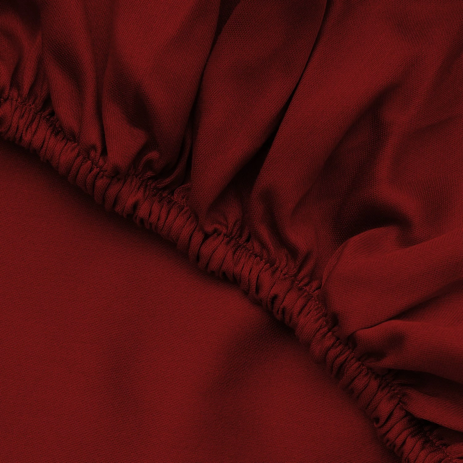 Çarçaf i madh i vetëm, saten, ngjyrë e kuqe e errët, L'essentiel