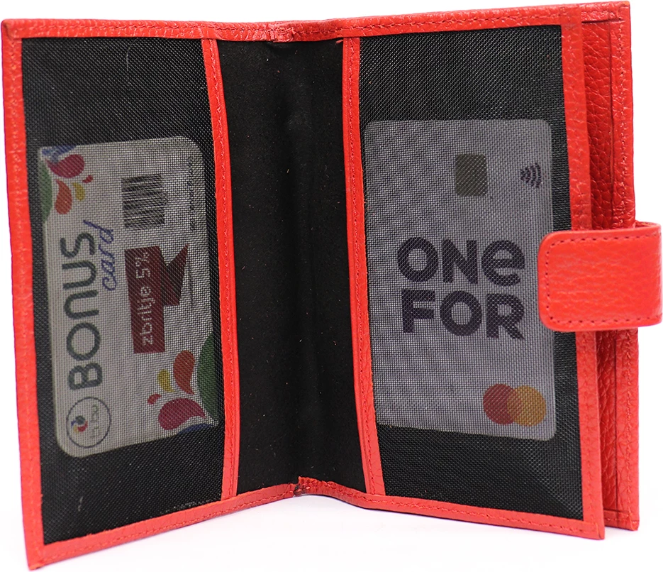 Kuleta për pasaportë West Polo 600-05