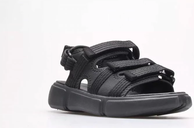 Sandale për femra 4F, të zeza