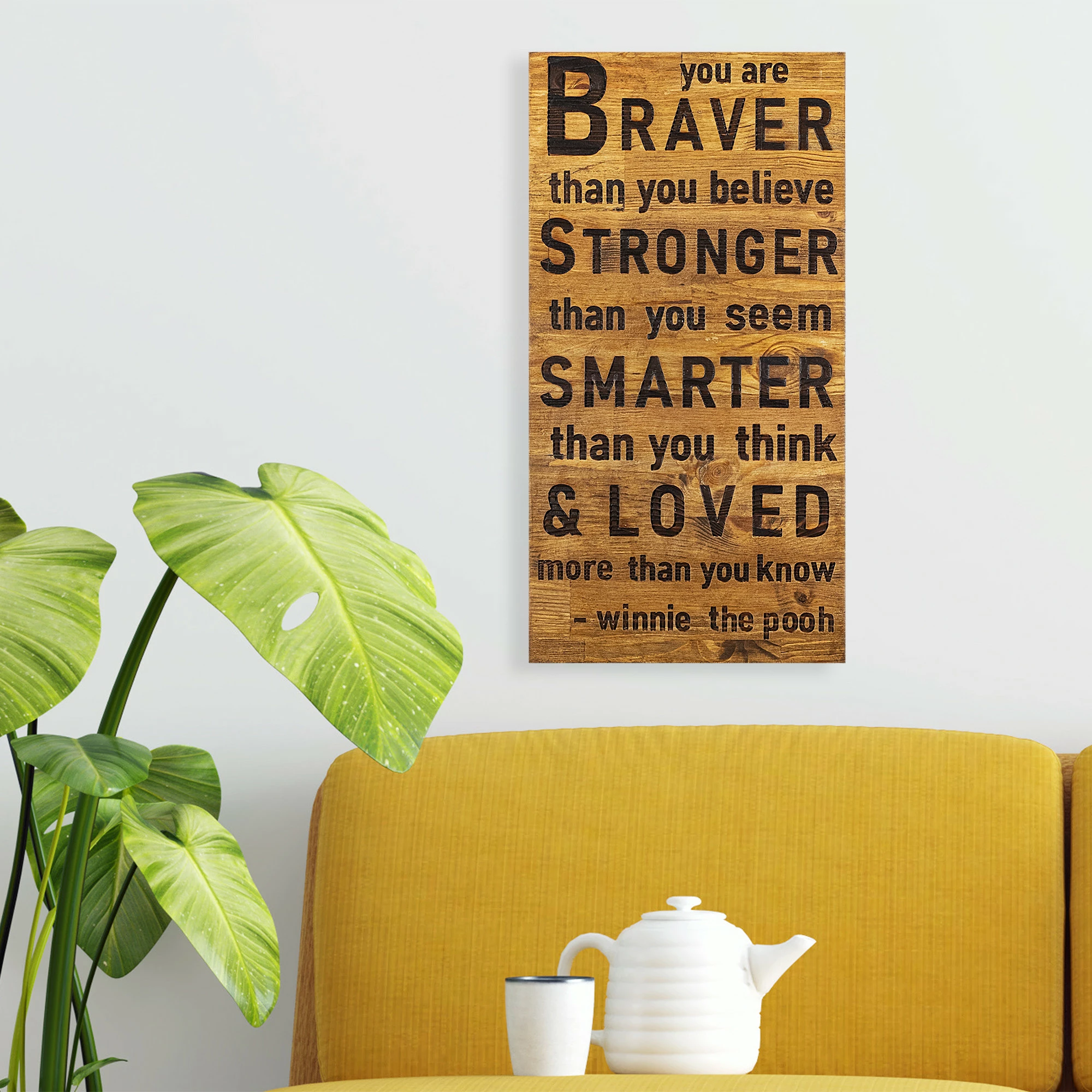 Aksesori dekorativ prej druri për mur, Wallity, Braver Stronger Smarter Loved, ngjyrë arre dhe e zezë, 30x3x58cm