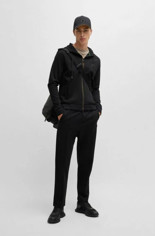 Atlete për meshkuj Boss, të zeza