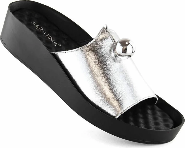 Sandale të mbyllura për femra Sabatina, bezhë