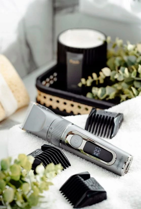 Makinë rroje Adler MS 2843, USB, e zezë