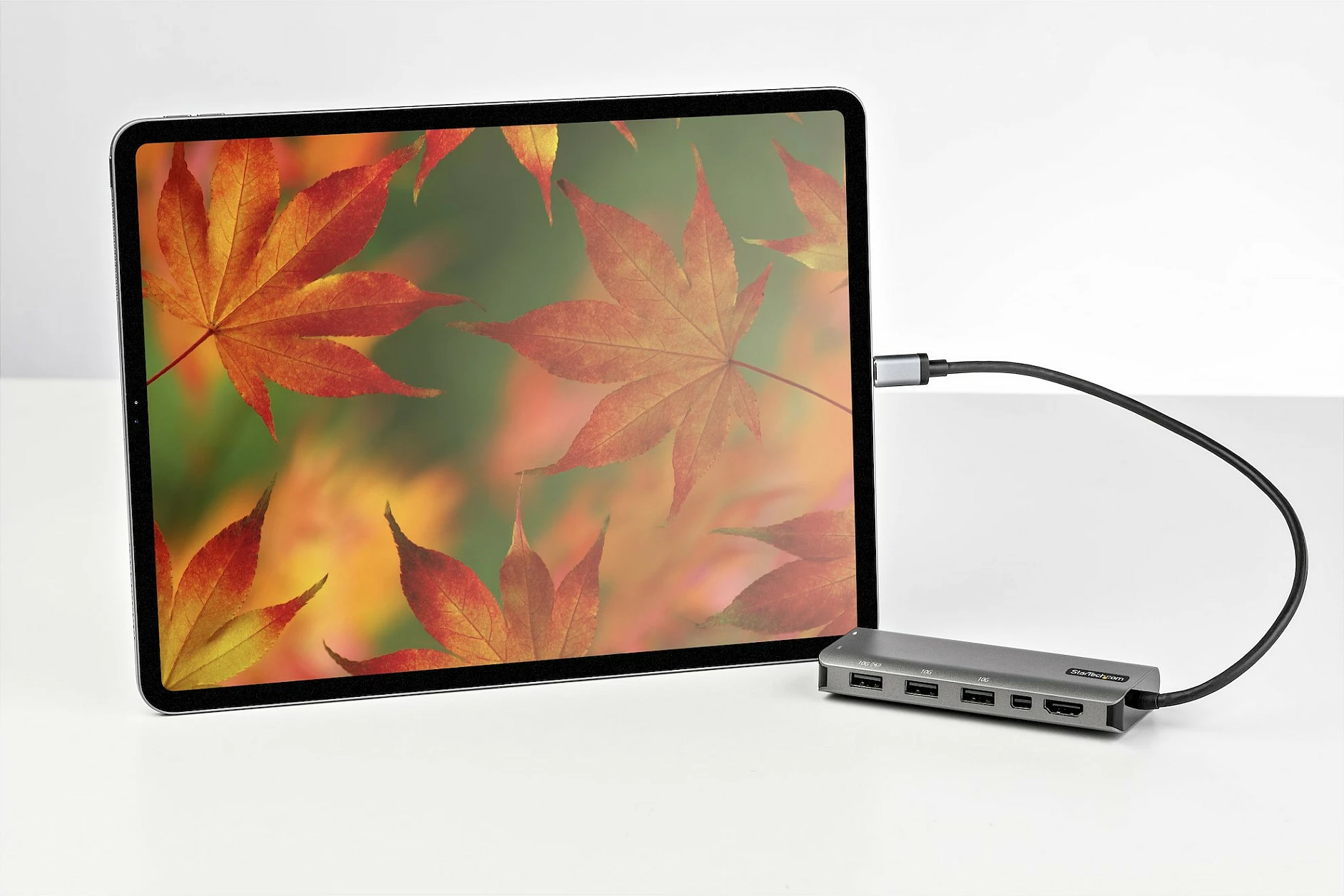 Adapter multiport USB-C StarTech DKT31CMDPHPD, HDMI + Mini DisplayPort 4K 60Hz, Hub 4x USB 10Gbps, PD 100W, zi/argjendtë