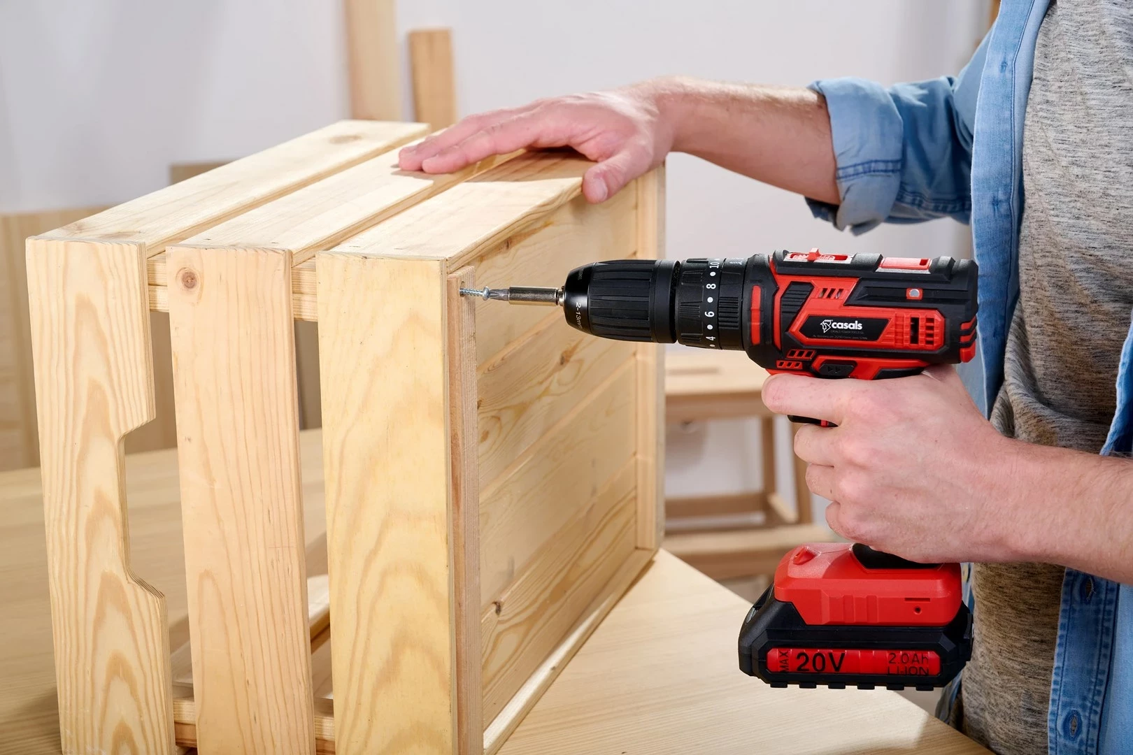 Kaçavidë/spiralë pa kabllo Casals CID2050B, 20V, 1 bateri, e zezë-kuqe