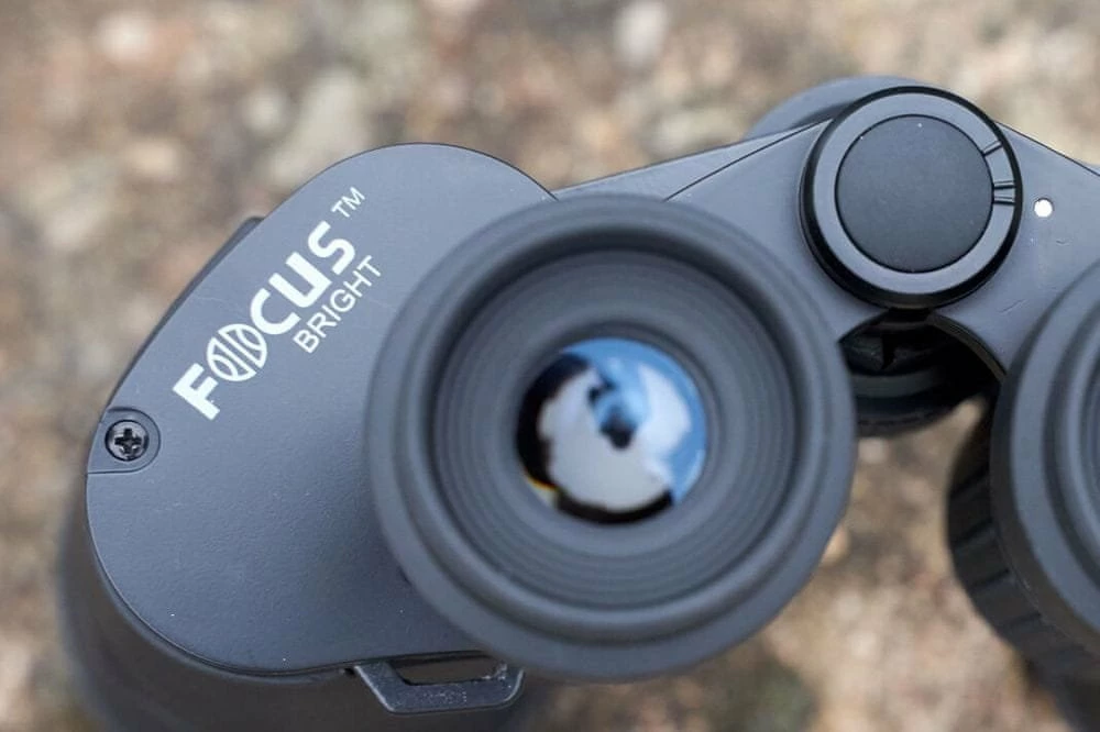 Lornetë Focus Bright 12x50, e zezë, set me çantë, rrip dhe leckë pastrimi