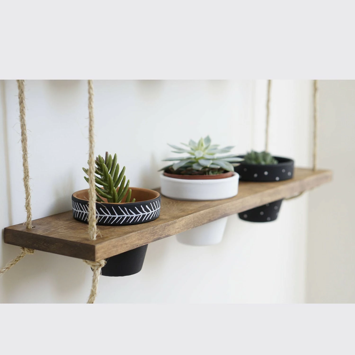 Raft muri, dru bredhi, ngjyrë arre, Hanah Home Gar006