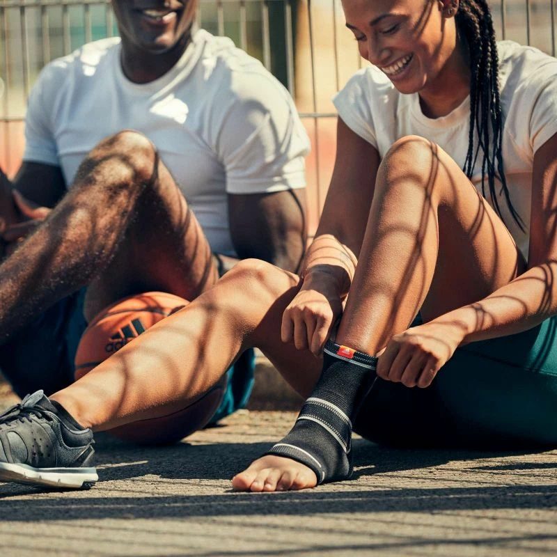 Shirit stabilizues kyçi adidas, të zi