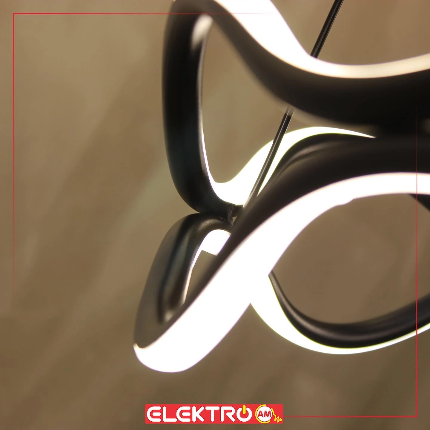 Abazhur LED i varur 8152/1 BK