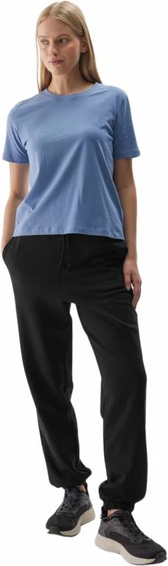 Maicë femra 4f, vjollcë