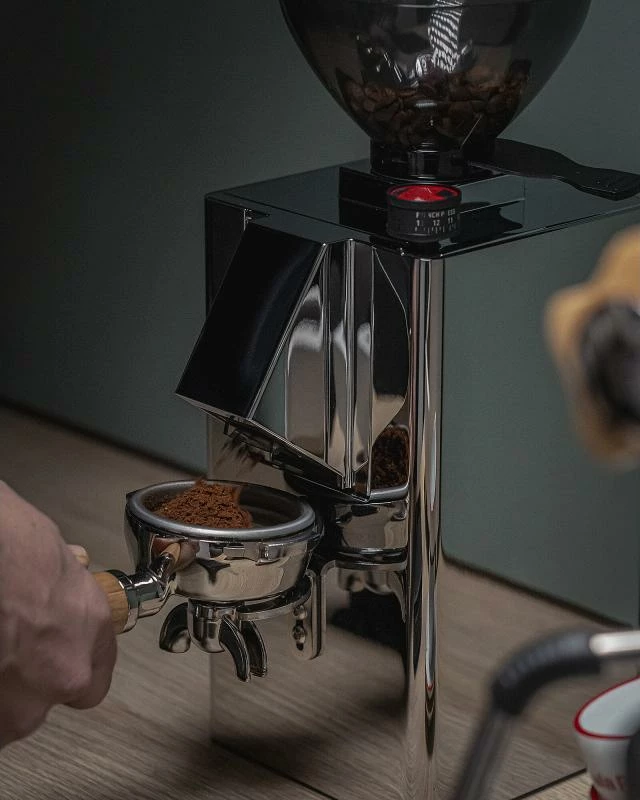 Mulli kafeje, La Pavoni LPGKBS02EU New Kube Mill, krom