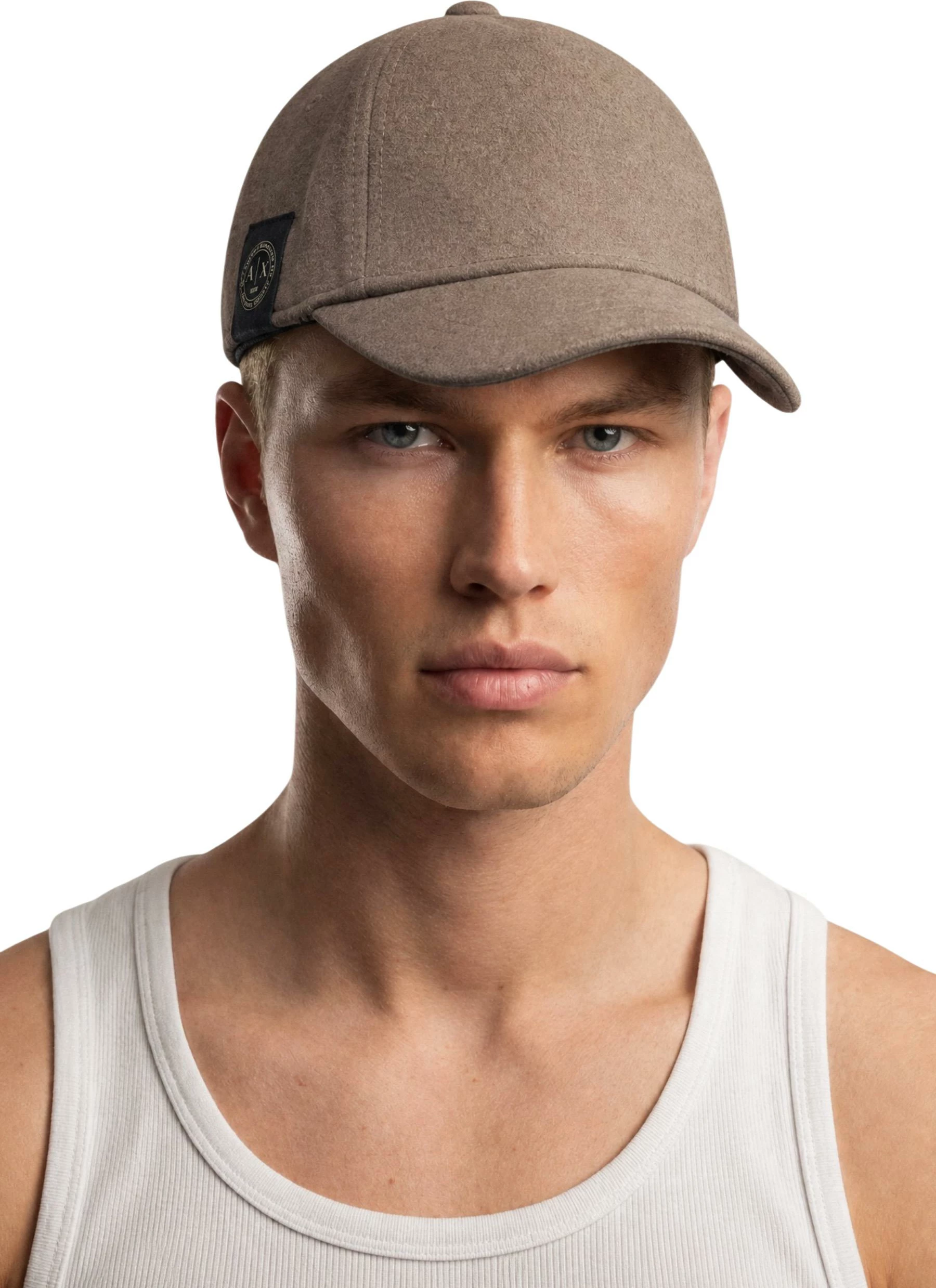 Kapelë bejsbolli Armani Exchange XM003202 AF27251, kafe