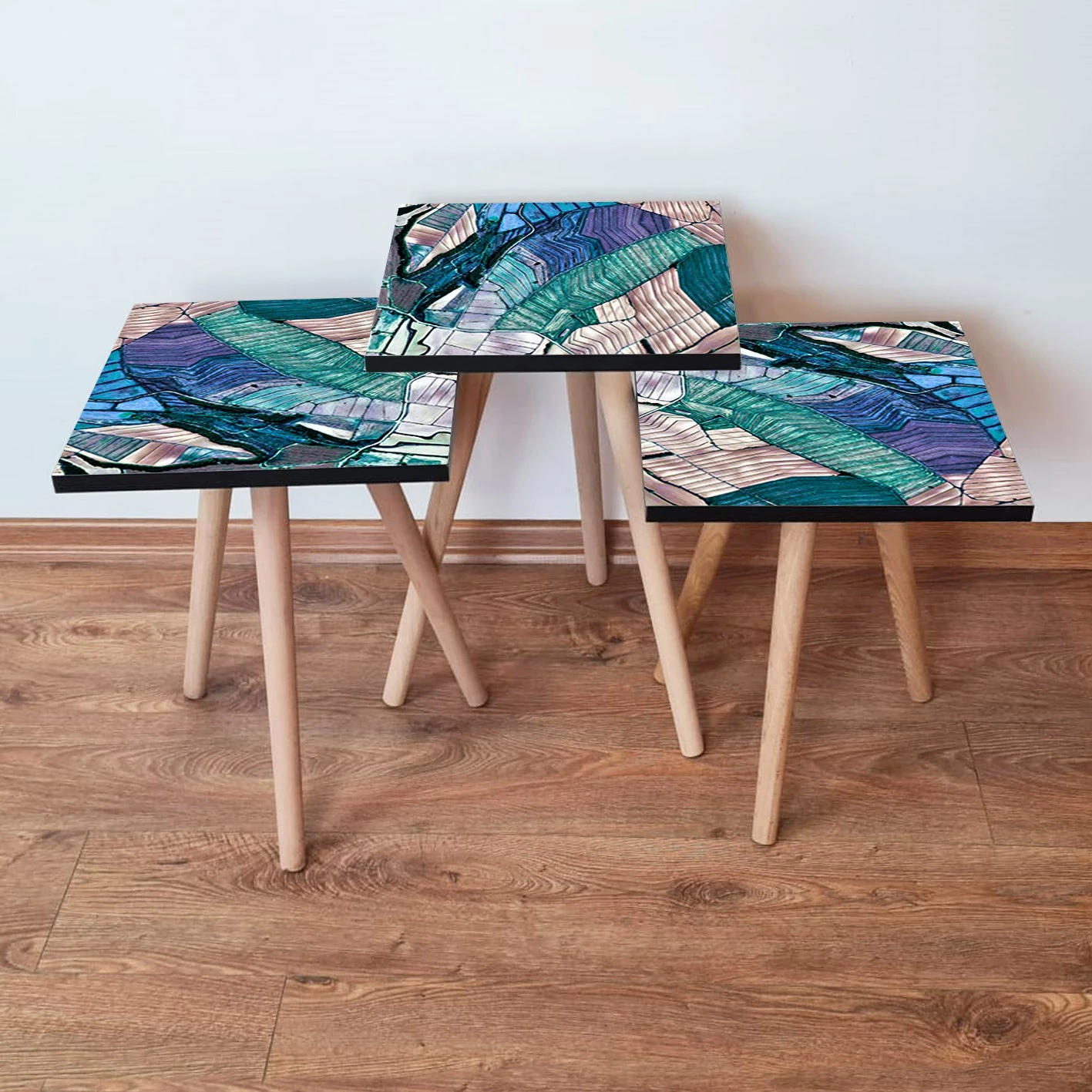 Set tavolinash të vendosshme, shumëngjyrëshe, Skye Decor, 3 copë, 3Shp80