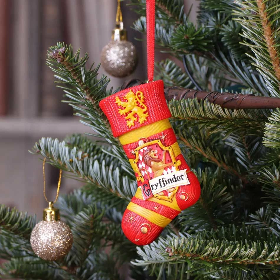 Ornament varëse çorape Krishtlindjes NEMESIS NOW Harry Potter Gryffindor, resin, i pikturuar me dorë, zyrtar i licencuar, kuqe/ari