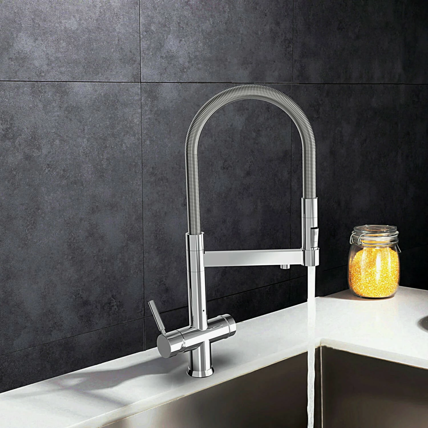 Rubinet me dush që tërhiqet Voden, krom