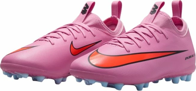 Atlete futbolli për fëmijë Nike, të kuqe