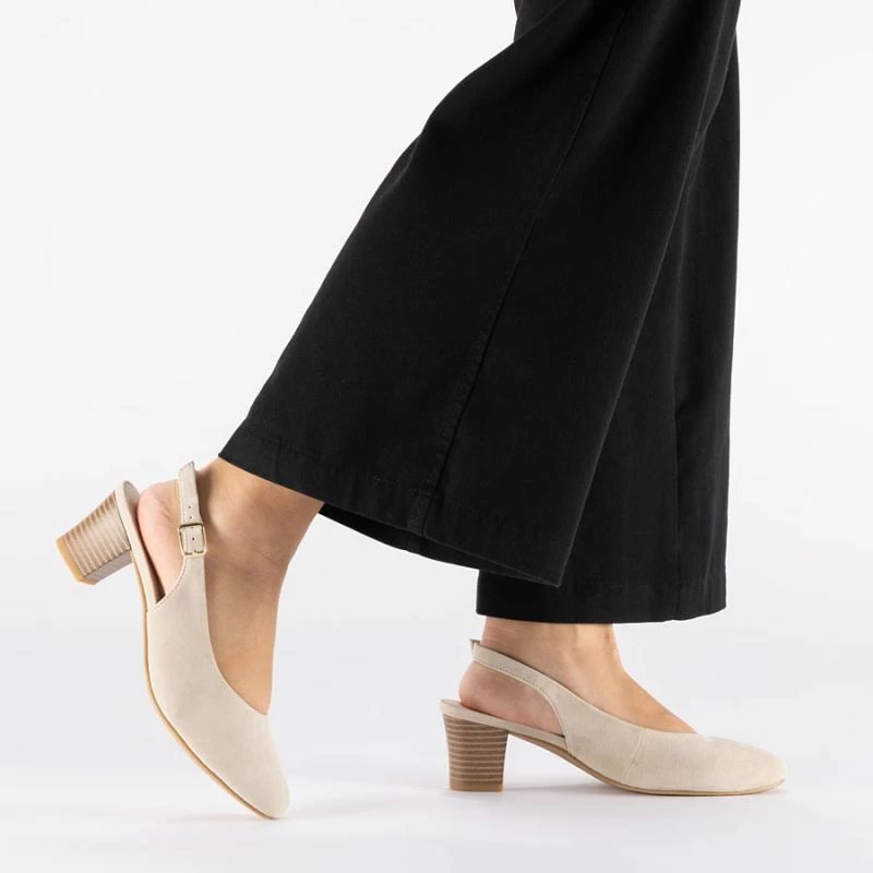 Këpucë Rieker femra, bezhë