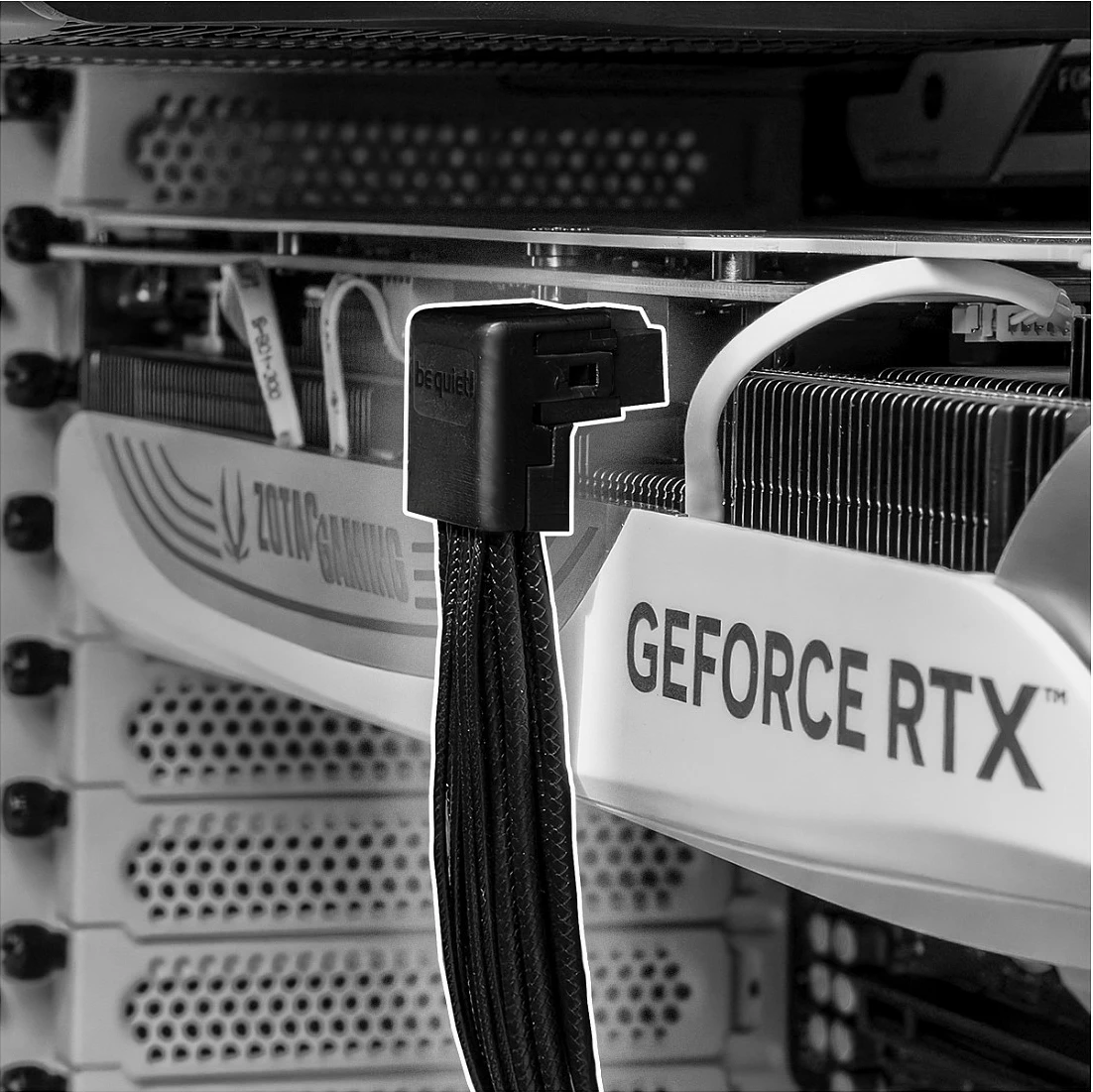 Kabllo Be Quiet! 12V-2X6 / 12VHPWR 90° REVERSED CHR-7710, e zezë