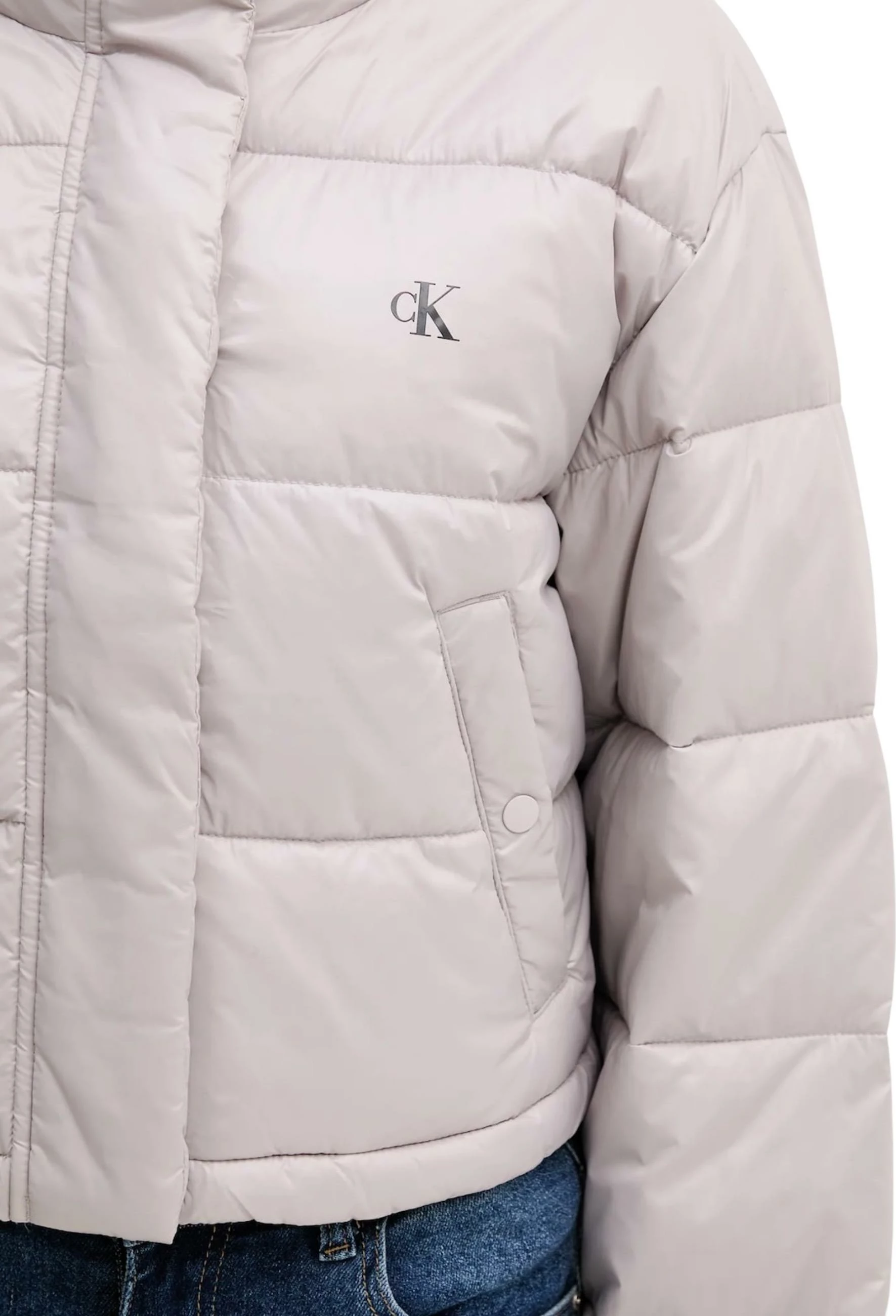 Jakne puffer për femra Calvin Klein Jeans LV047D504G, Wisteria [Madhësia: M]