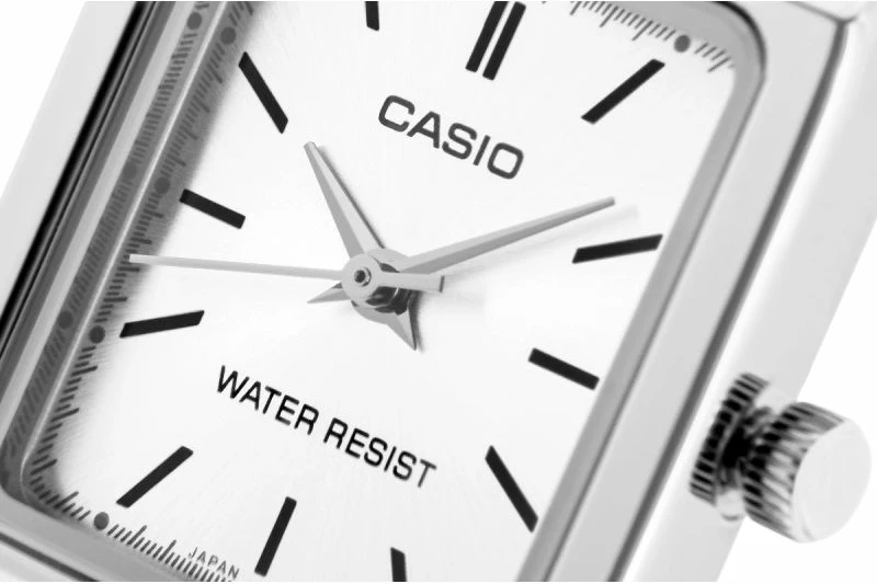 Orë dore për femra Casio, e zezë