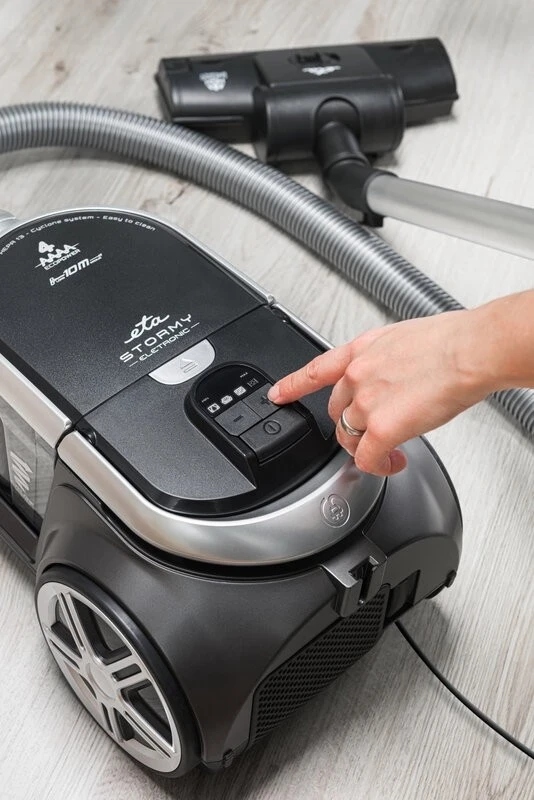 Fshesë Elektronike ETA Stormy, e zezë