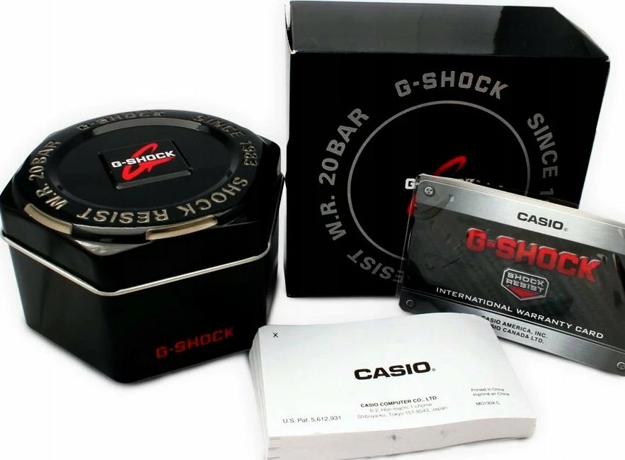Orë dore Casio G-SHOCK DW-5600UE-1ER digjitale, WR200, e zezë, me kuti