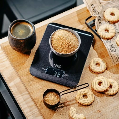 Peshore kuzhine Adler AD 3183b, Elektronike, E zezë