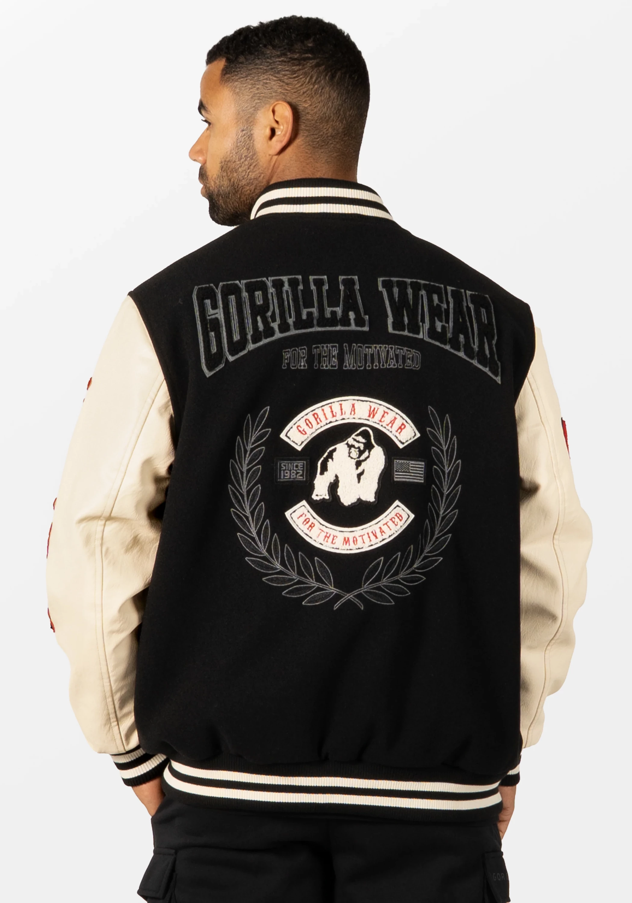 Saint Louis College Jacket - Black [Madhësia: 2XL]