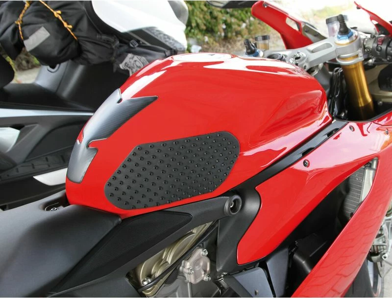 Ngjites Mbrotje Rezervuarit Grip-tank X1