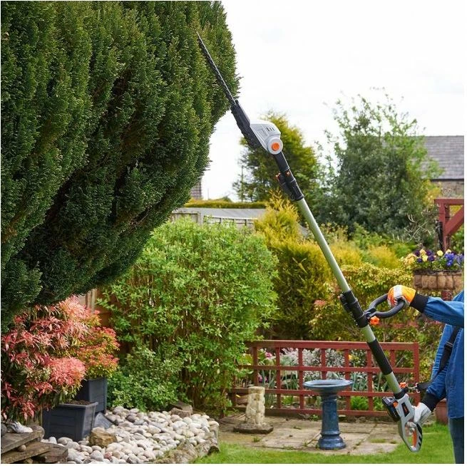 Trimer gardhi me bateri VONHAUS G-Series 2515200, 20V MAX, teh 45 cm, shtyllë teleskopike 2.44 m, set me bateri+karikues+kapak tehu, gri/zi-portokalli