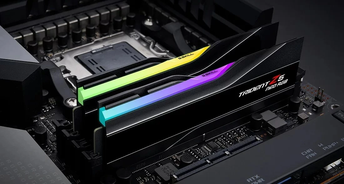 RAM memorje G.SKILL Trident Z5 Neo RGB, 128 GB (2x64 GB), DDR5, 6000 MHz, e zezë