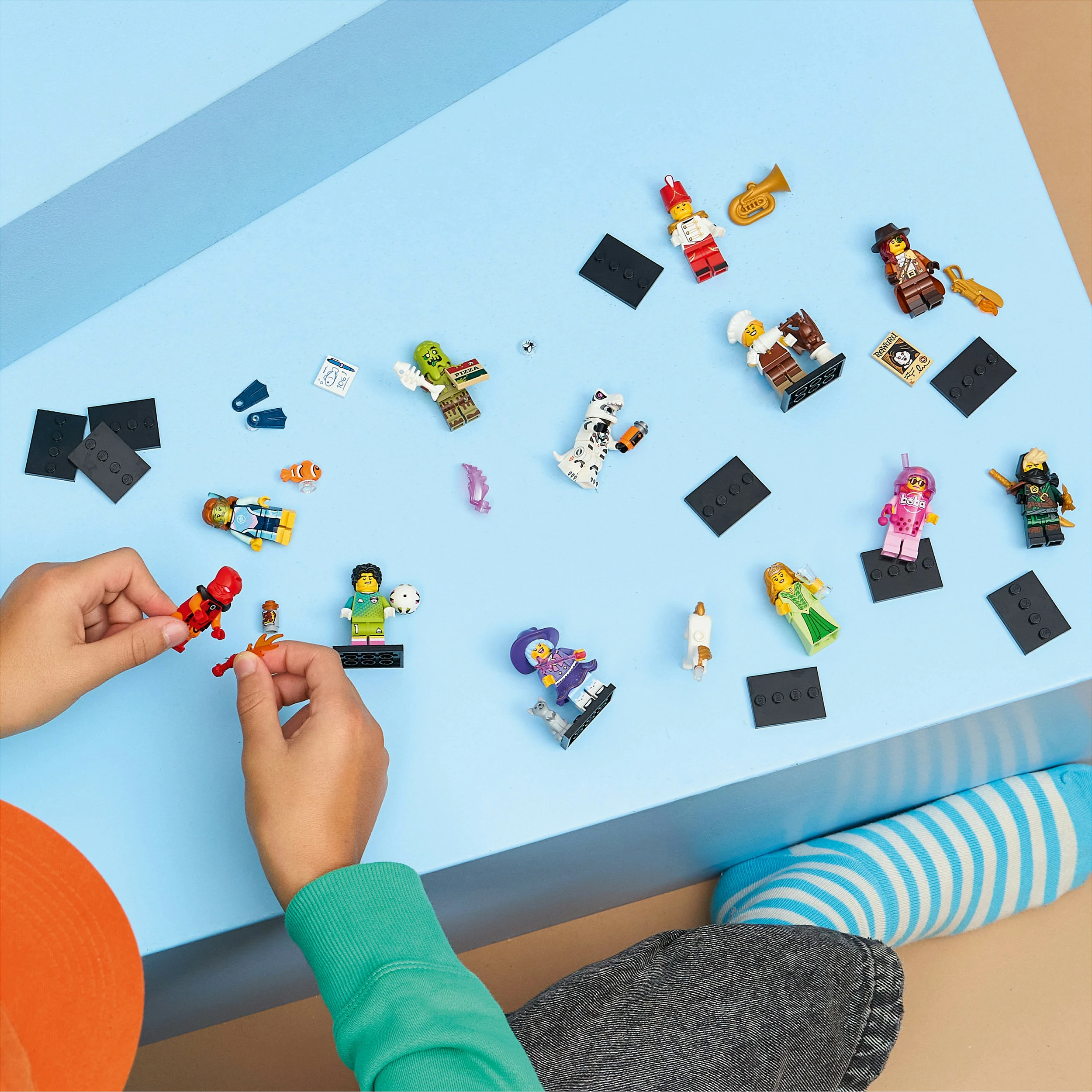 Set LEGO Minifigures 71052, Seria 29, 8 pjesë, multikolor