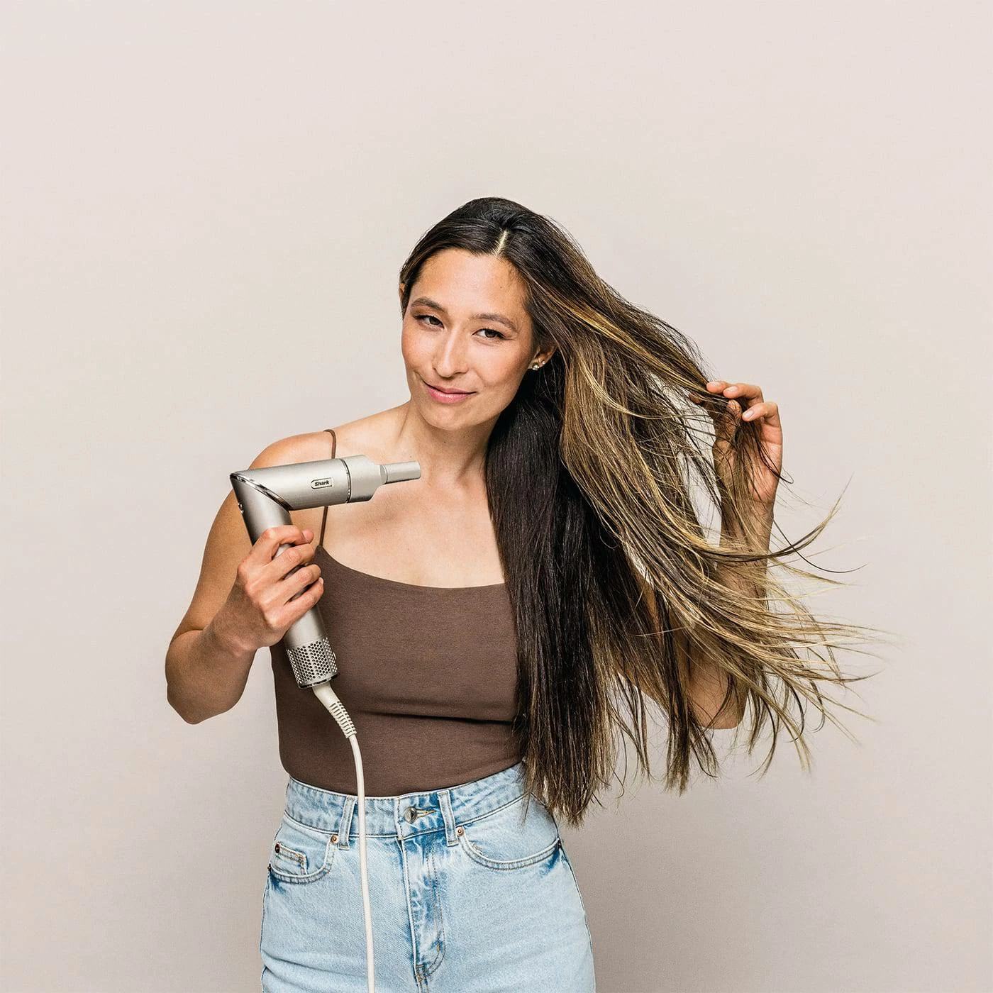 Styler dhe tharëse flokësh Shark FlexStyle HD424SLEU 3-në-1 1400W, Rose Gold, set aksesorësh + kuti ruajtëse