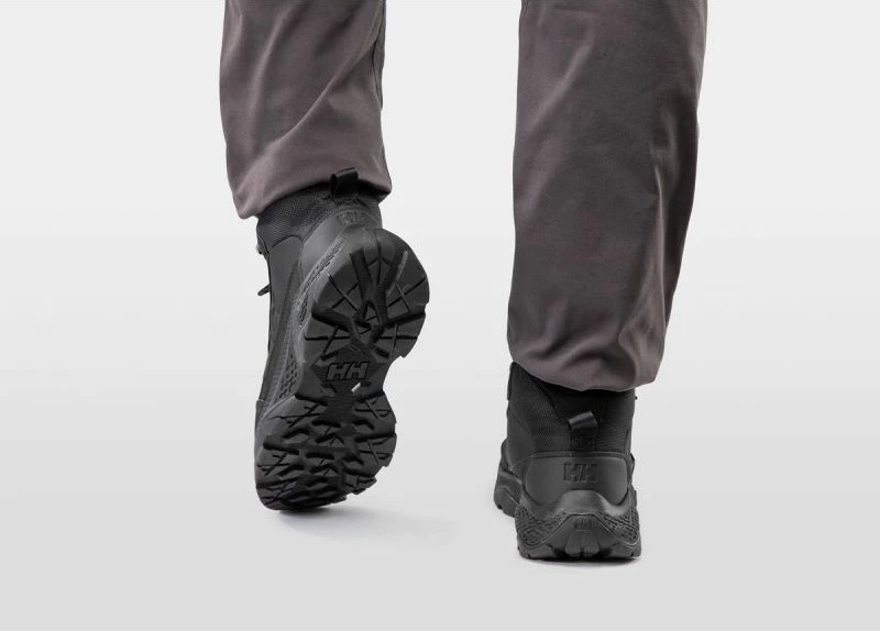 Çizme dimri për meshkuj Helly Hansen, të zeza