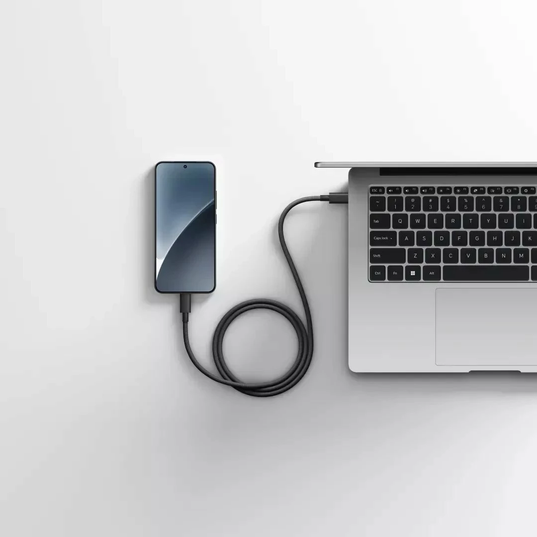 Kabllo USB-C në USB-C Xiaomi 6A USB4 e thurur 1m 120W 40Gbps e zezë