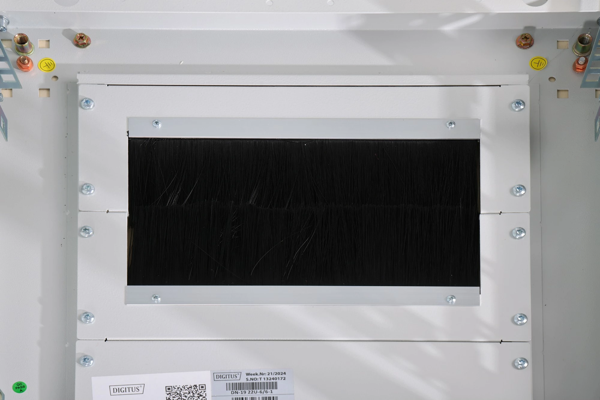 Kasë rrjeti Digitus Unique 22HE 1164x600x600mm, gri