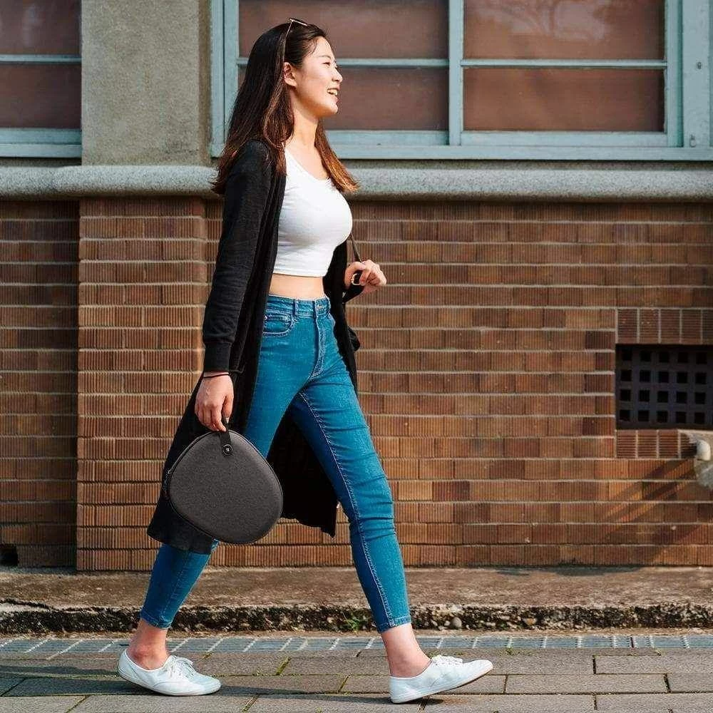 Mbështjellës mbrojtës Spigen Klasden Pouch për AirPods Max, plastik, i zi