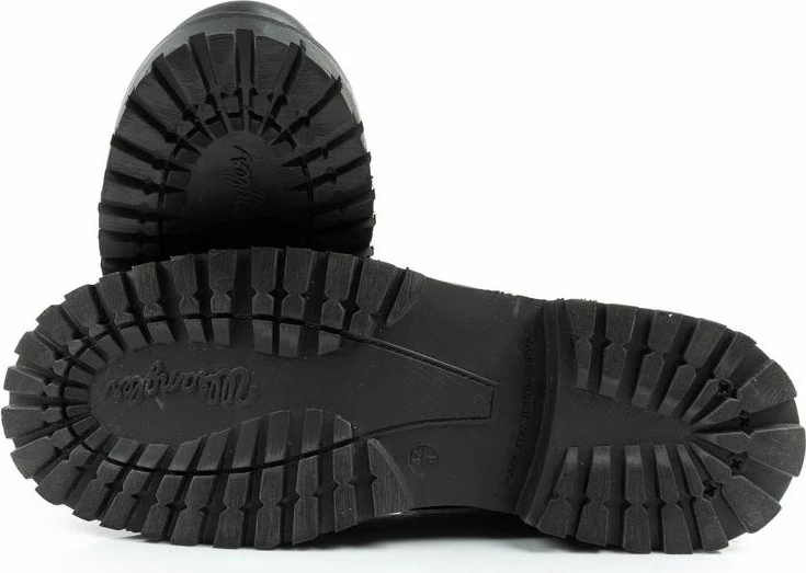 Çizme meshkuj Wrangler, të zeza