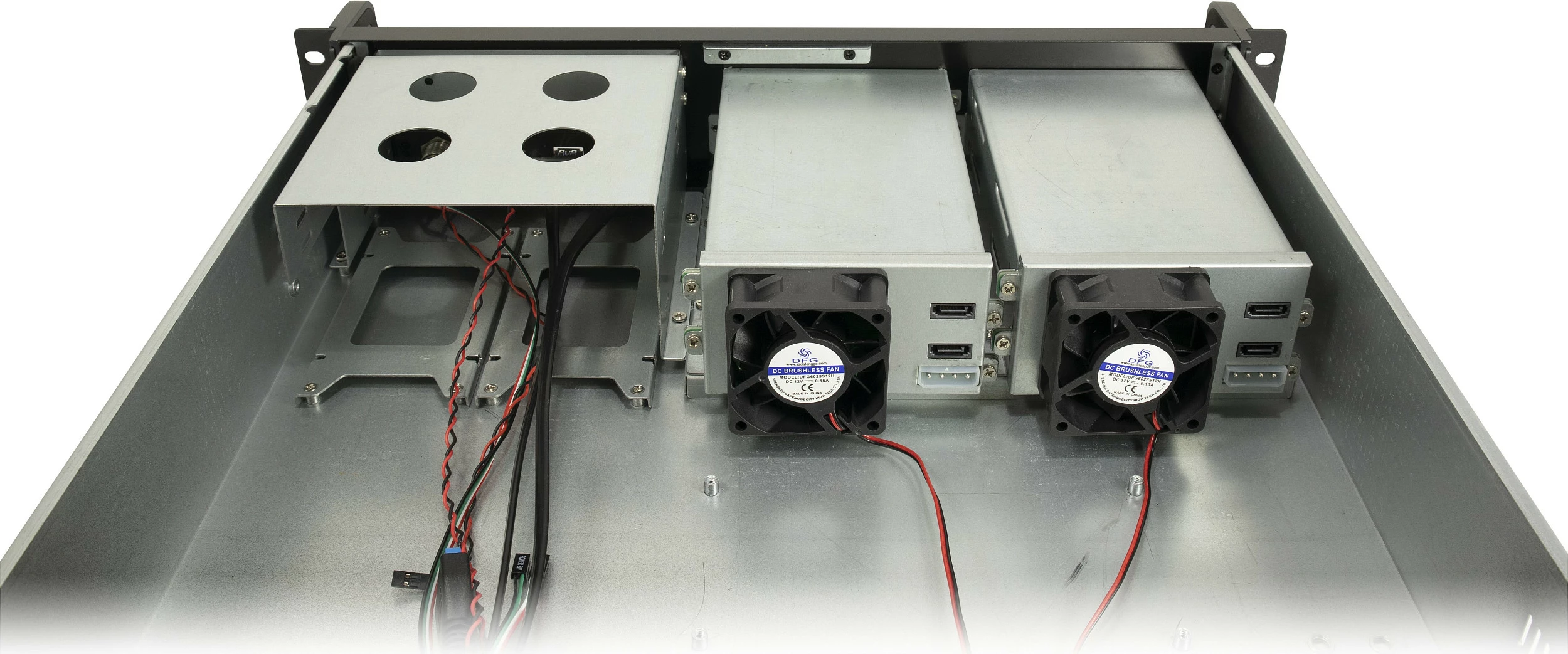 Kasë serveri rack Inter-Tech IPC 2U-2504, 2U 19", micro ATX/Mini-ITX, Hot-swap, e zezë