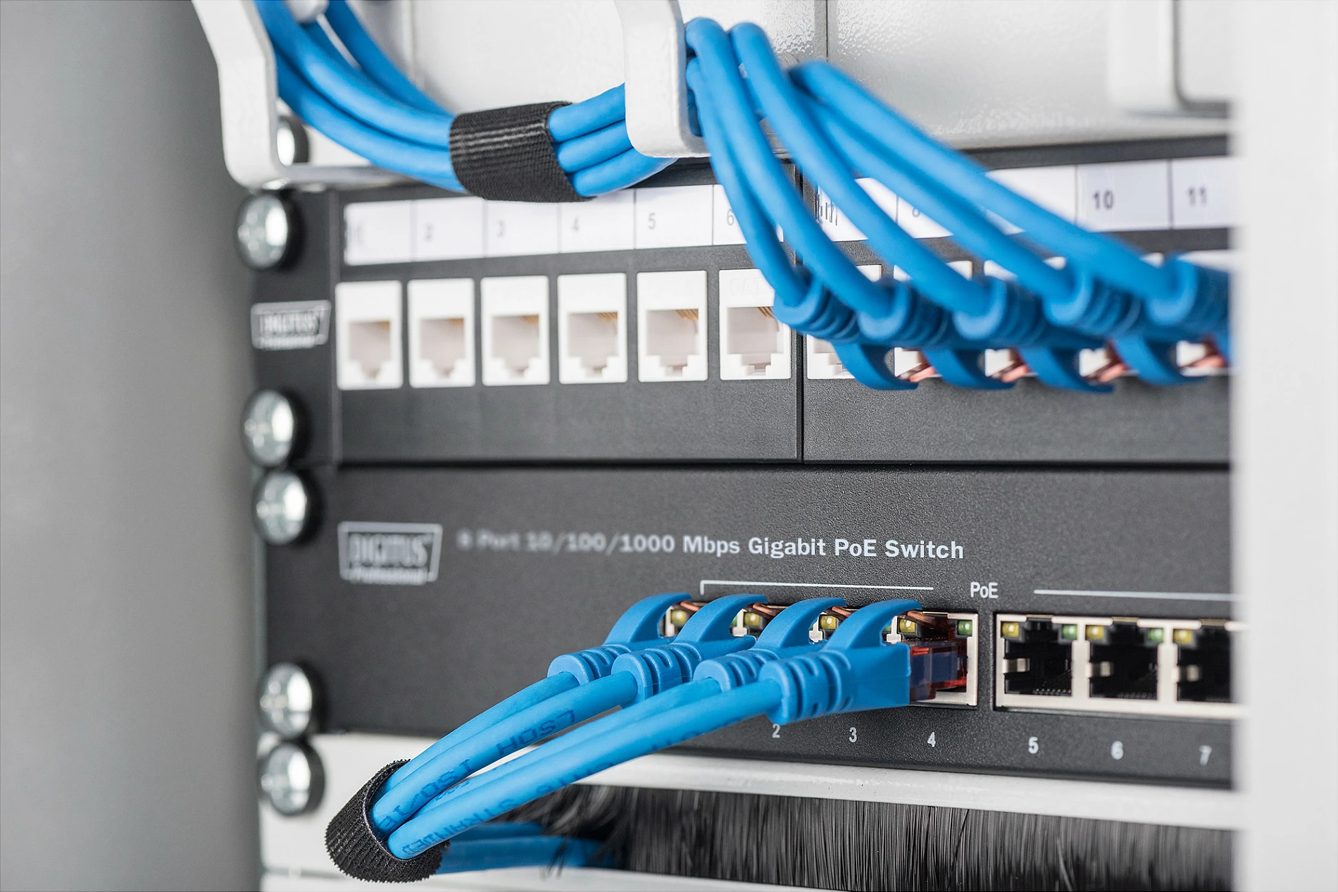 Switch Digitus 8-Port Gigabit PoE, unmanaged, gri